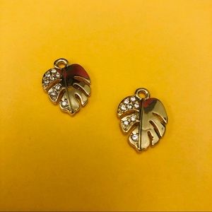 Lilly Pulitzer Embellished Monstera Charms